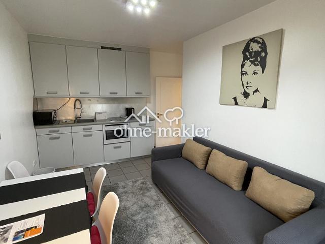 Mitten in der Altstadt! Schöne 2 Zimmer Wohnung nähe Carlsplatz