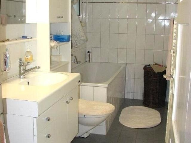Mitten in der Länggasse: 3 ZW an 74 m² im 2. OG