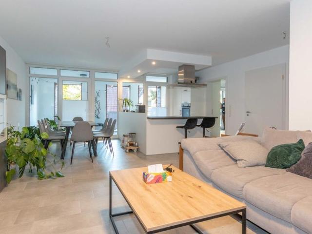 Mittendrin statt nur zentral Exklusive Wohnung zur Warmmiete!