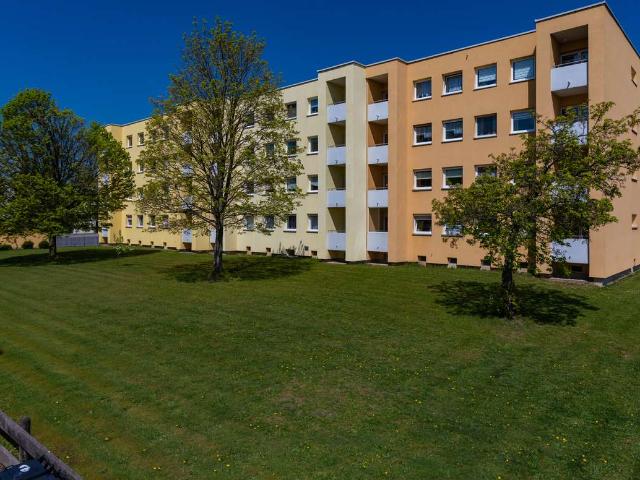 Mitterteich. 3 Zimmer Wohnung im 3. OG in ruhiger Lage