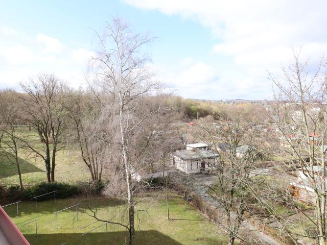 Mit Ausblick in Chemnitz Kappel 3 Raumwohnung mit Badewanne