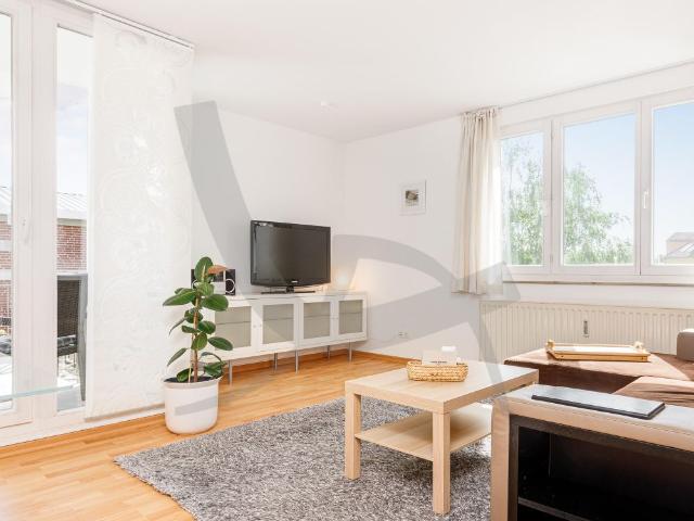 Mit Balkon & Stellplatz