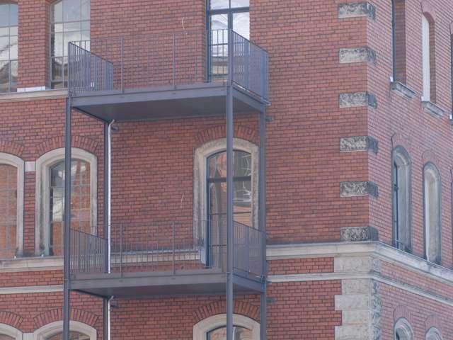 Mit Balkon! Voll möbliertes Apartment in Erlangen inkl. Strom, Internet