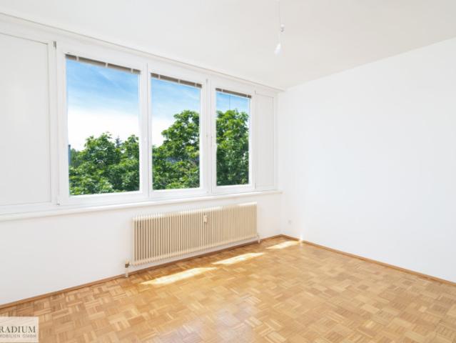 Mit Blick und Loggia 3 Zimmerwohnung