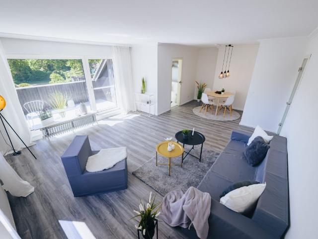 Mit Garten, Garage & Einbauküche moderne Maisonettewohnung