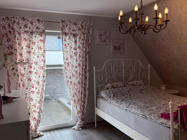 Mit der Ruhe über Ruhr in Hattingen, Hattingen Amsterdam Apartments for Rent