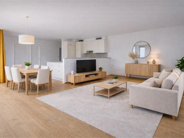Mit Exklusivität Geräumiges Penthouse im Stadtzentrum