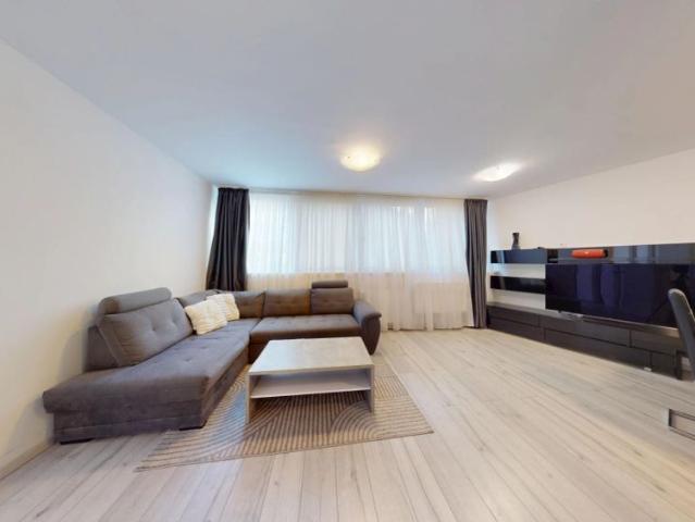 Mit Koffer in möblierte 3 Zimmer im Gasometer einziehen!