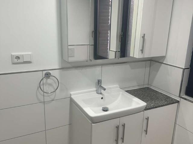 Mit Küche Neu Gebaute 3 zimmer Wohnung