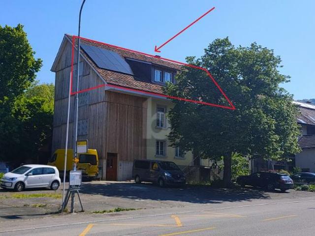 MIT LIFT UND HOCHWERTIGEM INNENAUSBAU