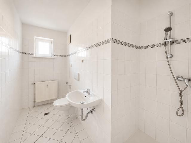Mit neuem Fußboden: modernisierte 2 Zimmer Wohnung in Torgau!