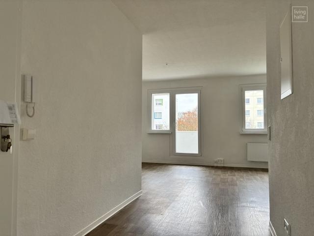 Mit schicker Einbauküche und grünem Ausblick!