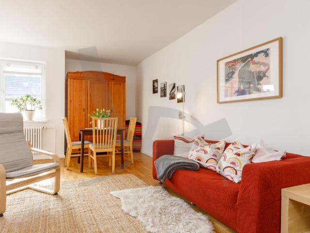 Mit schönem Sonnenbalkon