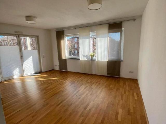 Mit Rheinblick Exklusive 3 Zimmer Wohnung in bester Rheinlage