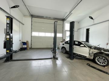 Commercial for sale in 2601 - Abstell-kammer