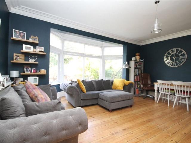 Mitcham Park, Mitcham, CR4 4EG