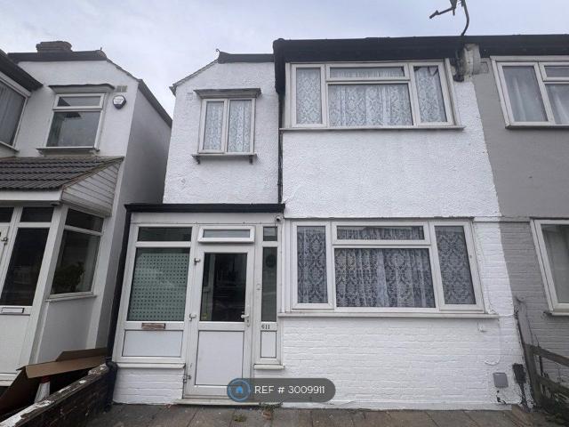 Mitcham Road, Croydon CR0, 3 bed semi detached house to rent, £2,200 pcm | PrimeLocation