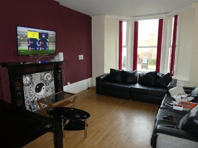 Mitford Road, Manchester M14, 7 bed semi detached house to rent, £563 pppm | PrimeLocation