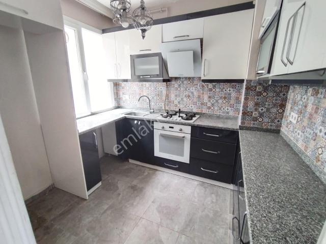Mithatpaşa Caddesi Yakını, Deniz Gören, Tadilatlı 3+1 Daire E 57