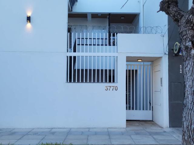 Mitre 5770