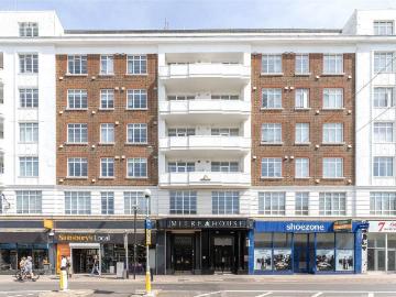 Mitre House, 149 Western Road. 1 bed flat to rent £1,450 pcm £335 pw
