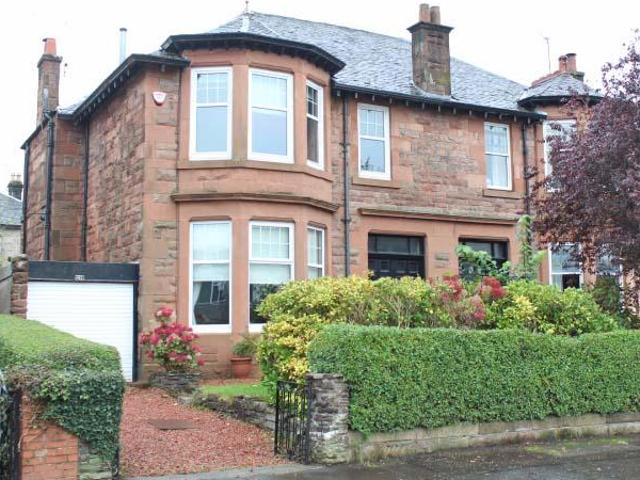 Mitre Road, Thornwood, Glasgow, G14 9LL, United Kingdom | 4 bed duplex for rent #140800068 | Rentberry