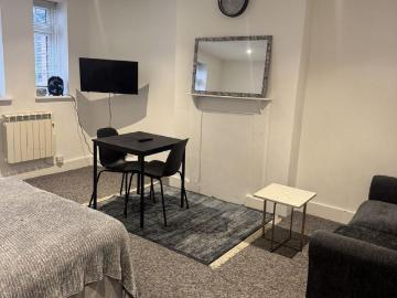 1 bedroom house of multiple occupation to rent
