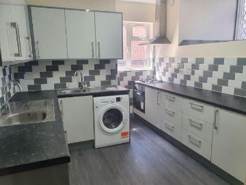 1 bedroom house of multiple occupation to rent