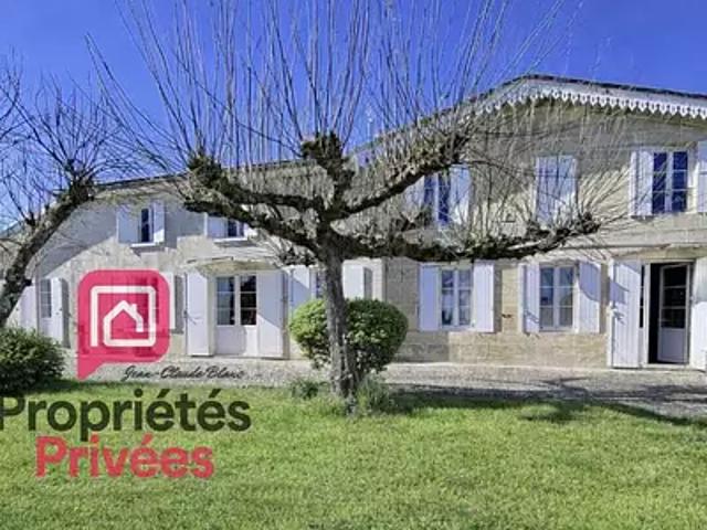 Mombrier 33710 Achat / Vente maison 7 pièces t7 piscine jardin