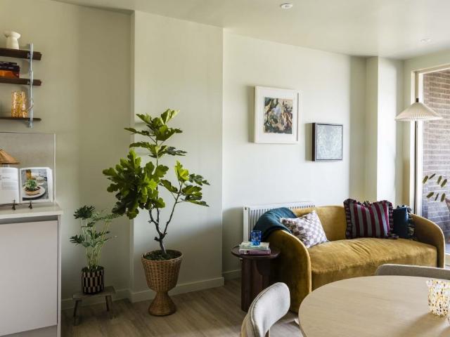 Momento Hayes, 4 Masonry Place Hayes UB3, 2 bed flat to rent, £2,340 pcm | PrimeLocation