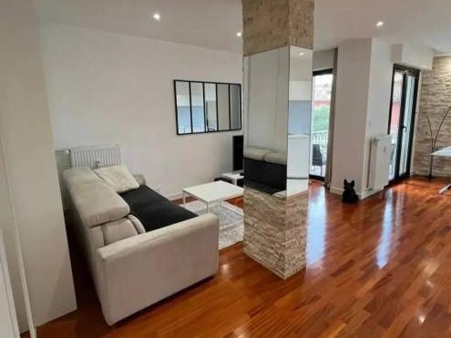 MONT BORON Magnifique deux pièces de 44m² avec terrasse et balcon