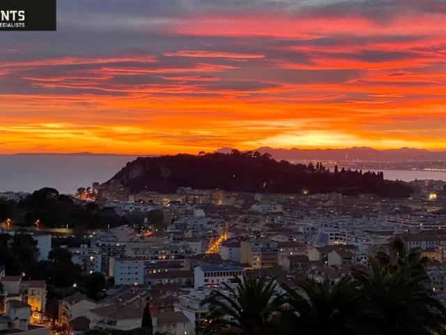 Mont Boron Located in the most prestigious residential are. 220m² Nice