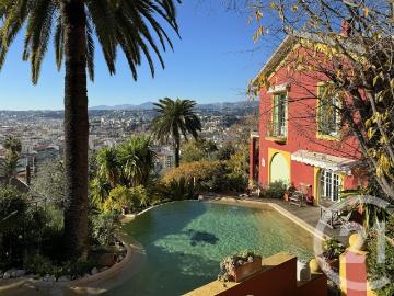 Mont Boron Située dans le quartier résidentiel le plus pri. 220m² Nice