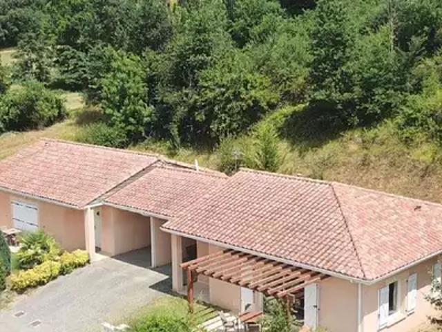 Mont d'Astarac 32140 Achat / Vente maison 4 pièces t4 piscine jardin