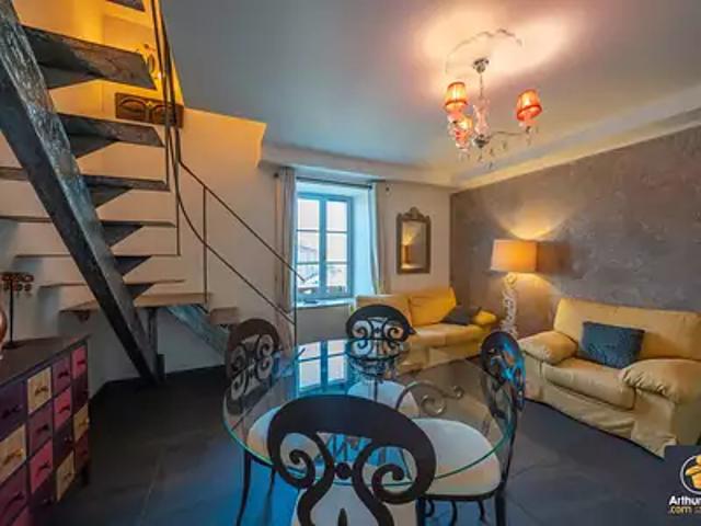Mont Dauphin 05600 Achat / Vente maison 15 pièces t15 piscine