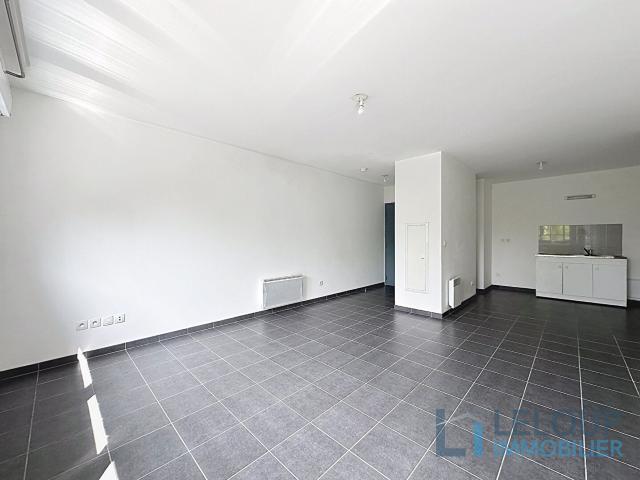 Mont Saint Aignan Universités Location appartement 2 pièces 48m2 729 € CC Réf: 2089 Leloup Immobilier