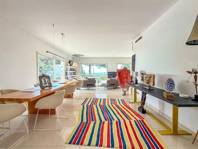 Mont Saint Clair, un Lieu paisible avec vue sur la Méditerra. 167m² Sète