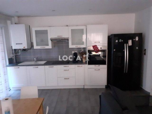 Montchat spacieuse maison f2