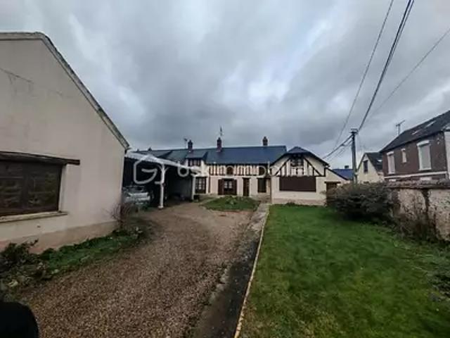 Montchevreuil 60240 Achat / Vente maison 8 pièces t8 terrasse cave