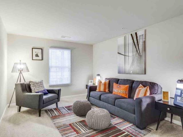 Montclair at Partridge Creek 3 Bedroom Apartment for Rent at 17721 Montage, Mount Clemens, MI 48038 Clinton Township