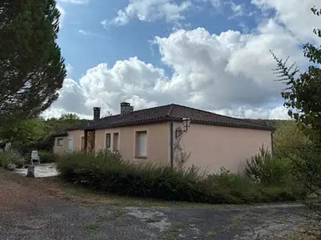 Montcuq en Quercy Blanc 46800 Achat / Vente maison 6 pièces t6
