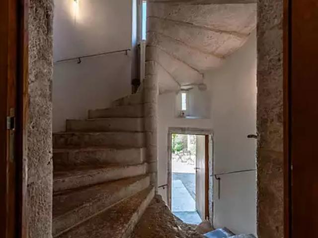 Montcuq en Quercy Blanc 46800 Achat / Vente maison 8 pièces t8