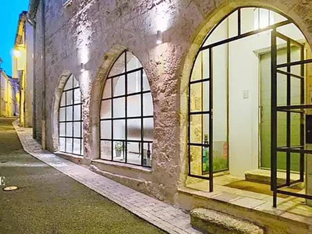 Montcuq en Quercy Blanc 46800 Achat / Vente maison 8 pièces t8 parking