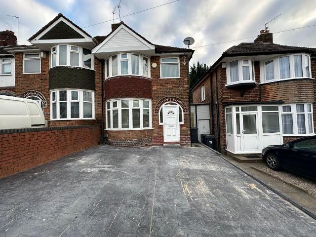 Montana Avenue, Birmingham B42, 3 bed semi detached house to rent, £1,250 pcm | PrimeLocation