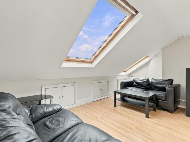 Montana Road SW17, 3 bed maisonette to rent, £3,150 pcm | PrimeLocation
