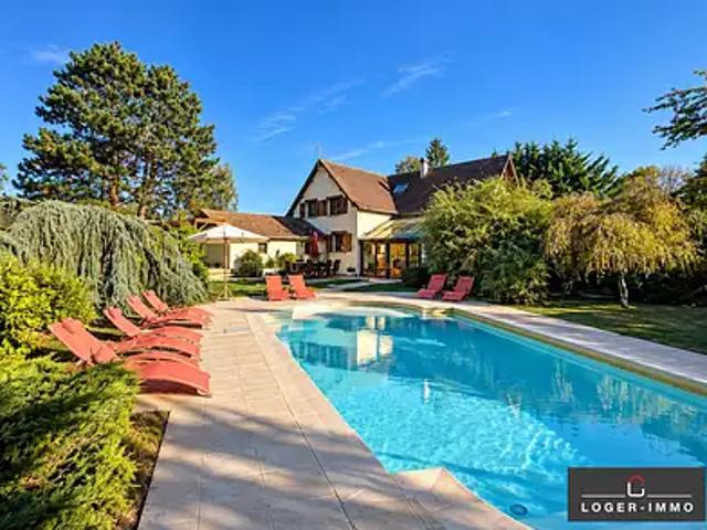 Montacher Villegardin 89150 Achat / Vente maison 9 pièces t9 piscine terrasse