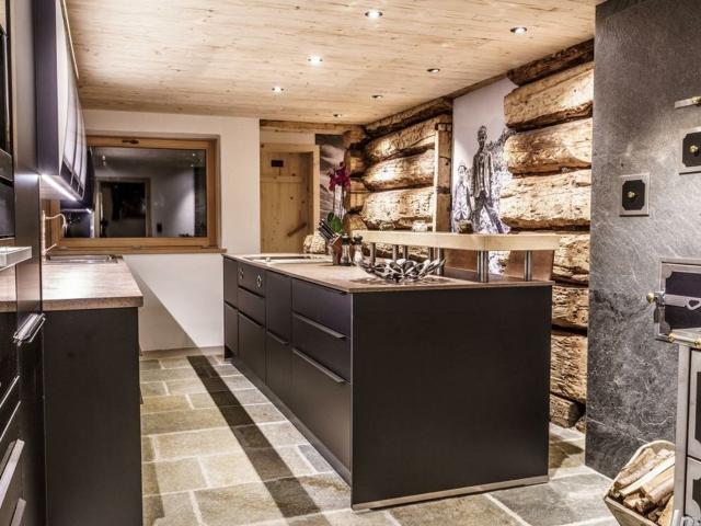 Montafon Luxuschalet Umgeben von einer Traumhaften Bergkulisse | Montafon Luxury Chalet Surrounded By A Dreamlike Mountain Scenery