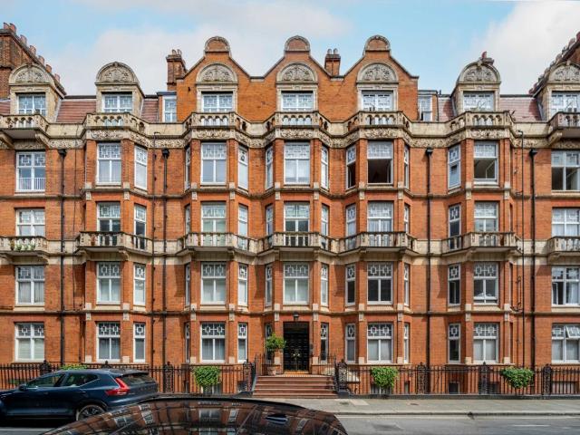 Montagu Mansions, Marylebone W1U, 2 bed flat to rent, £6,500 pcm | PrimeLocation