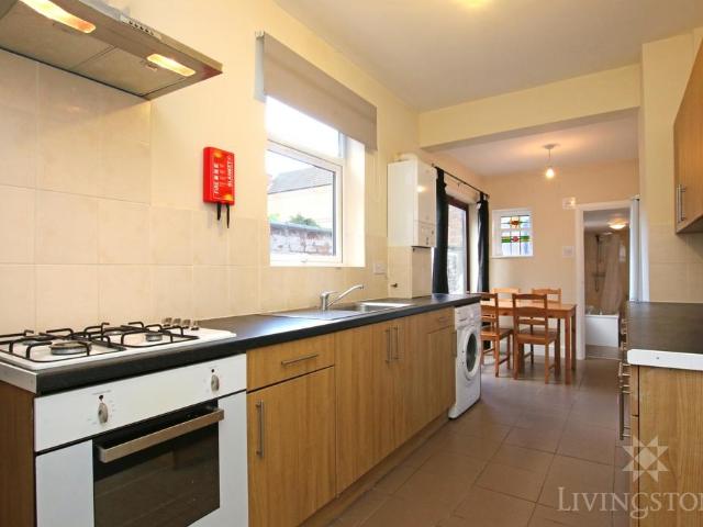 Montague Road A, Leicester LE2 3 bed terraced house to rent £472 pcm £109 pw