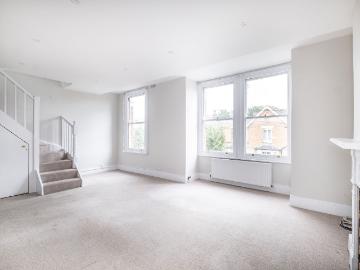 Montague Road, London SW19, 2 bed flat to rent, £2,950 pcm | PrimeLocation